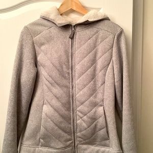 NWT Small Cream bonded Sweater Fleece Jacket
